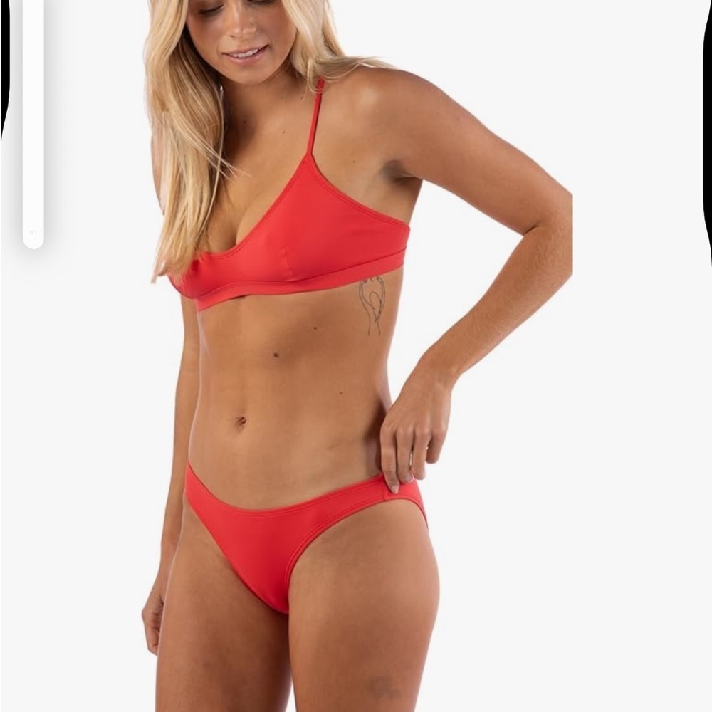 Athletic Criss Cross Surf Bikini Top With Adjustable Straps - Top only L/471-bb3